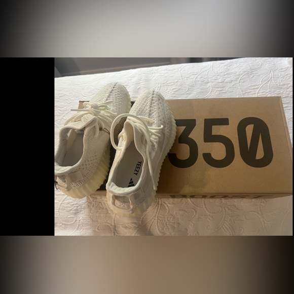 Yeezy 350 v2 cream - Picture 2 of 2